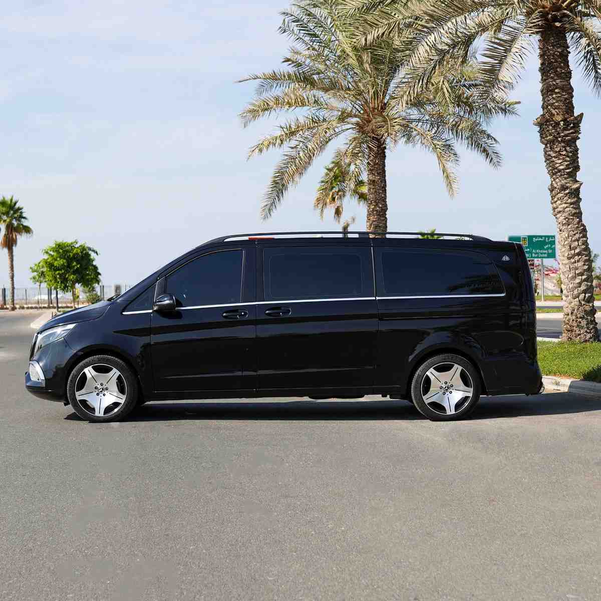 Mercedes-Benz Maybach Lavender Edition (V-Class)