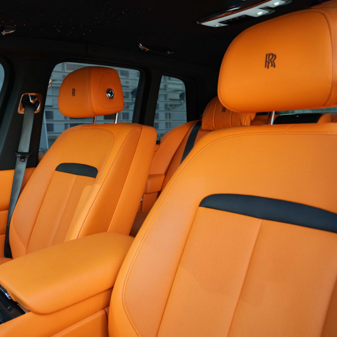 Hire Rolls Royce Cullinan Blue