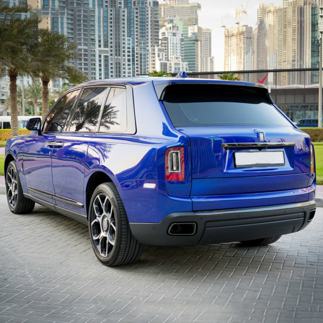 Hire Rolls Royce Cullinan Blue