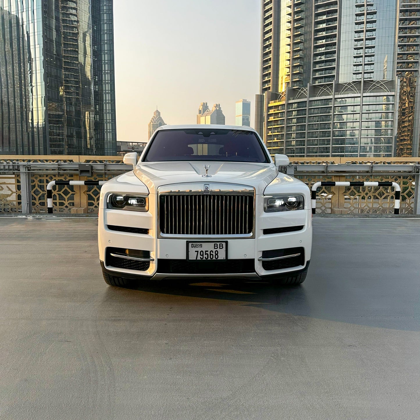 Hire Rolls Royce Cullinan White