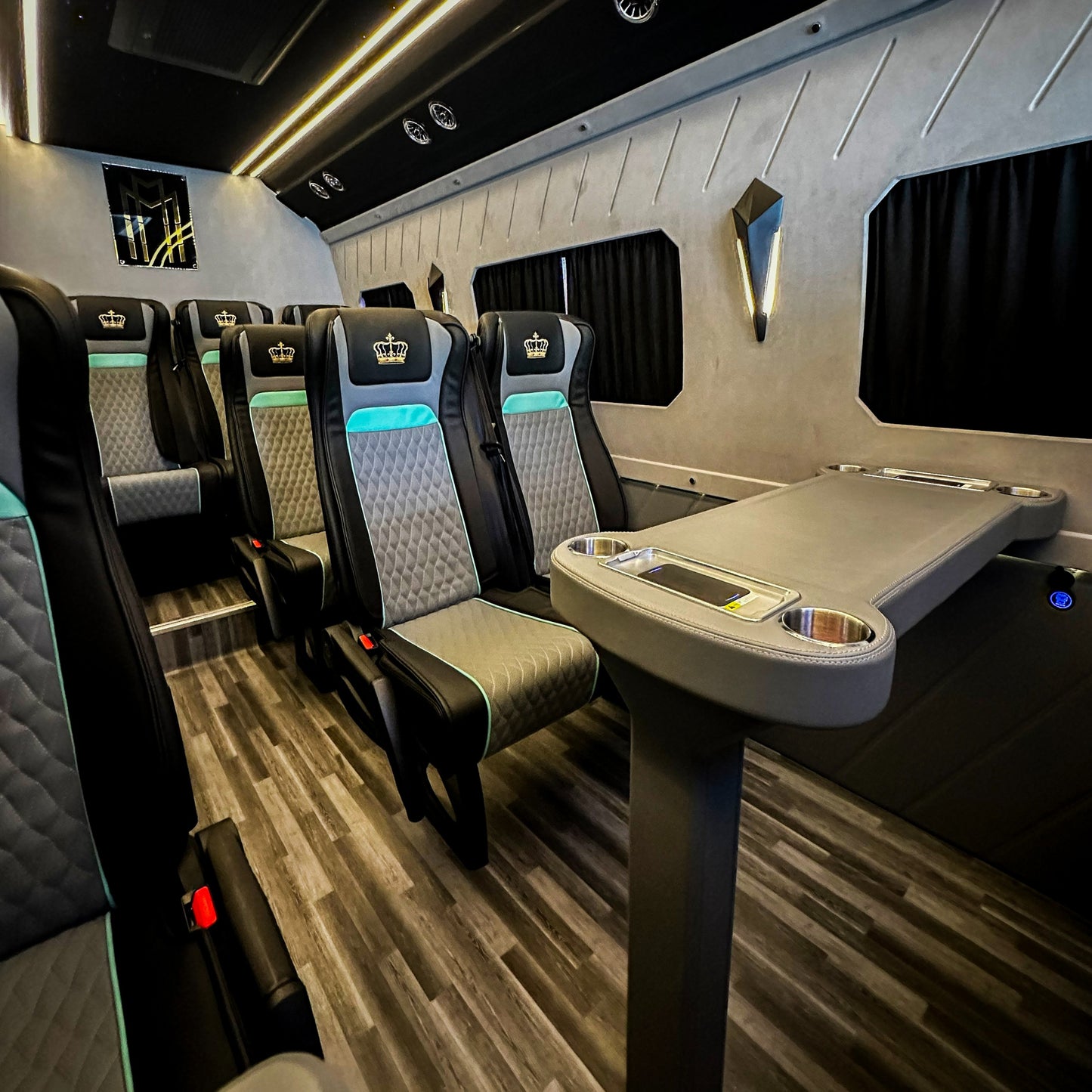 Maybach Black Sprinter 14 Seaters